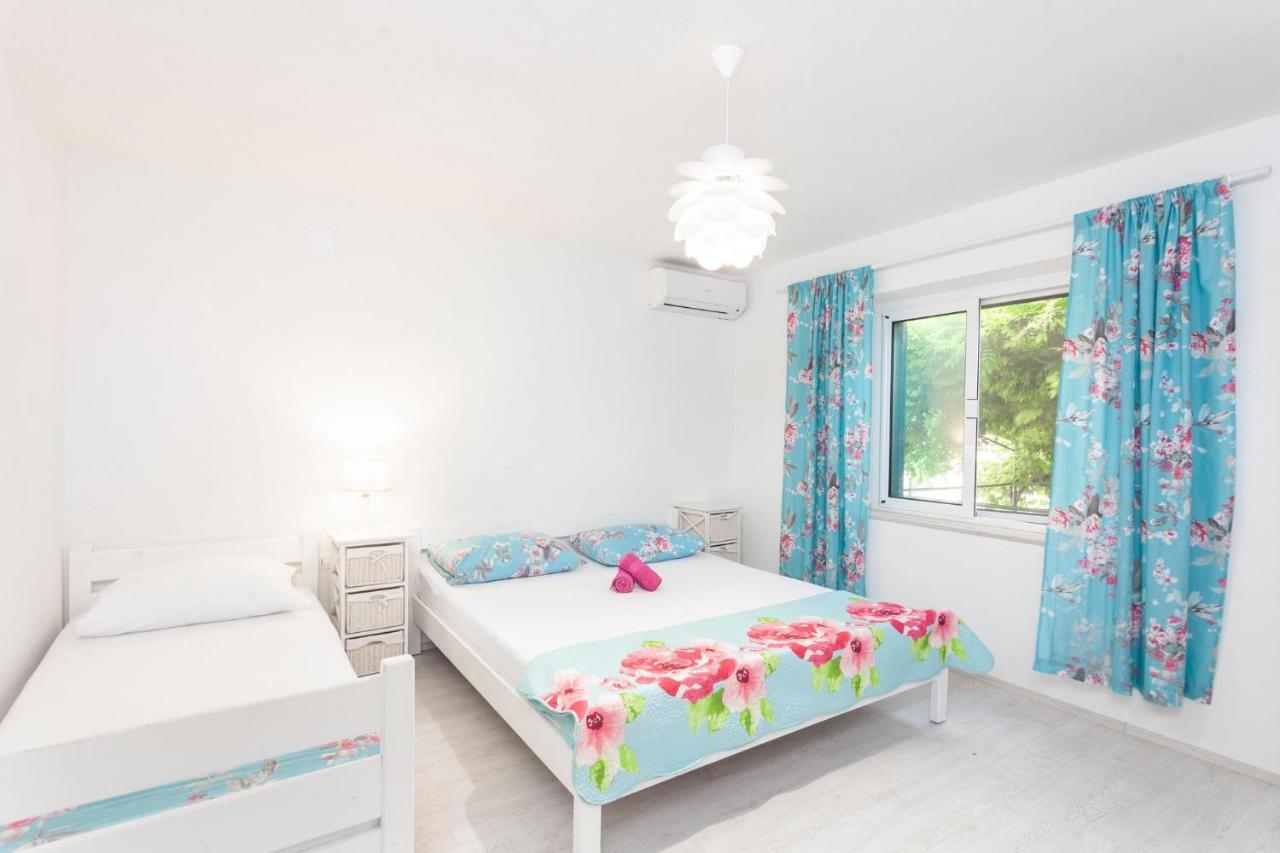 Apartment Matej Makarska